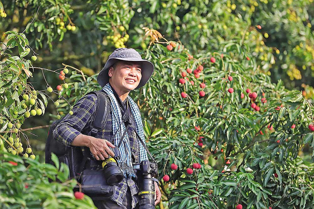 Entrepreneur Viết Anh Mạnh, founder of "Vùng Cao Phototour": "Beauty isn't always about glamour"