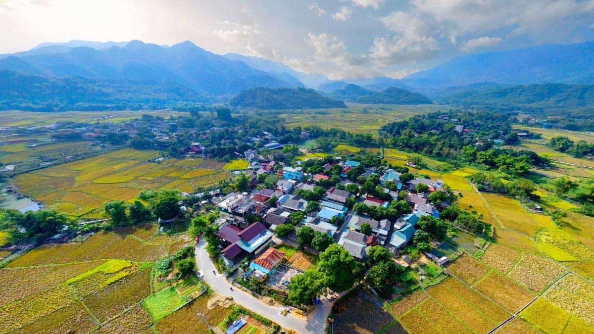 Khám phá bản Pom Coọng Mai Châu