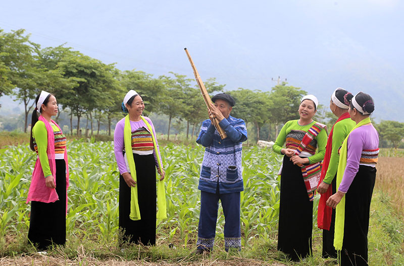 Hát Thái Mai Châu: Lời ca truyền thống của dân tộc Thái