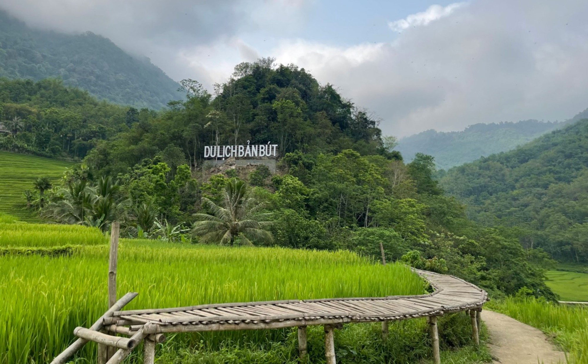Bản Bút Thanh Hóa: khám phá bản làng người Thái giữa đại ngàn