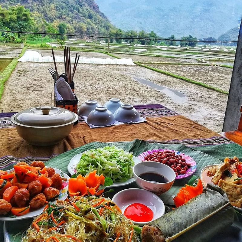Pom Coong Village - Experiencing Thai culture and cuisine Pom Coong Village - Experiencing Thai culture and cuisine