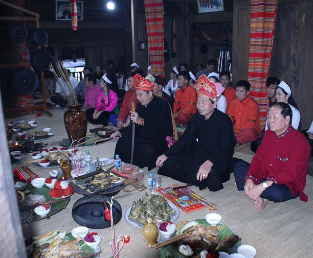 Gatherings of active Mo shamans help document oral verses and preserve ancestral ritual 