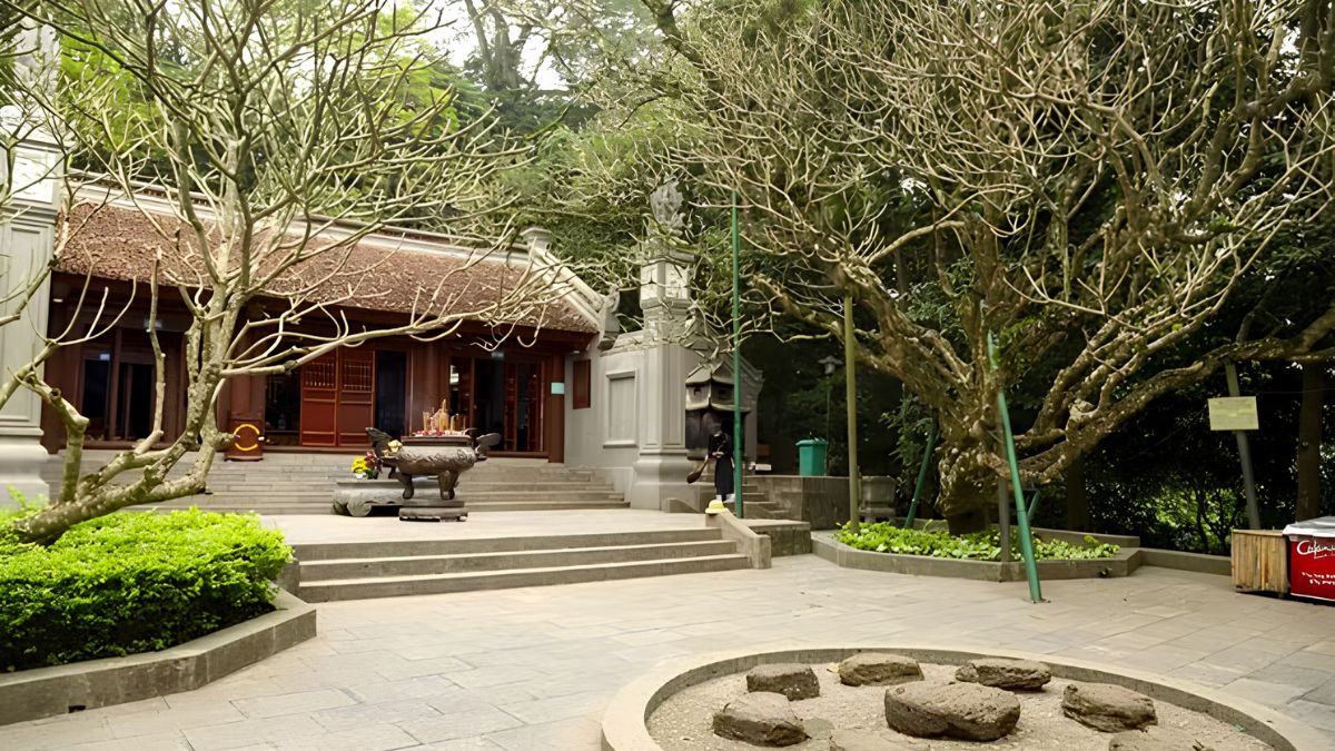 Trung Temple is associated with the legend of chung cake and giay cake dating back to the reign of the sixth Hung King (Source: VietnamPlus)