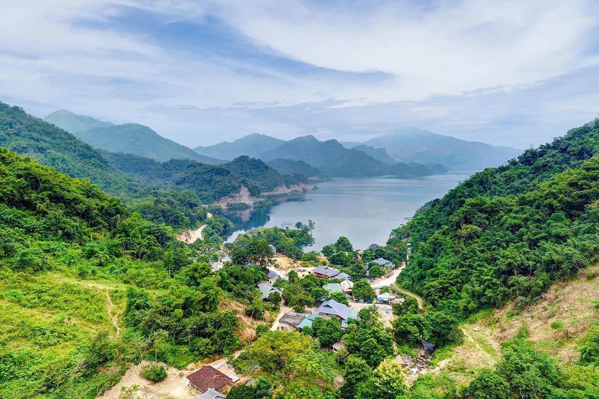 Xóm Ké Đà Bắc