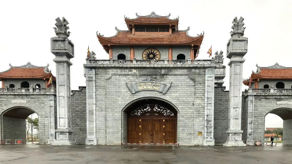 Giới thiệu tour Đền Hùng 1 ngày (Nguồn: Báo Quân Đội Nhân Dân) Giới thiệu tour Đền Hùng 1 ngày (Nguồn: Báo Quân Đội Nhân Dân)
