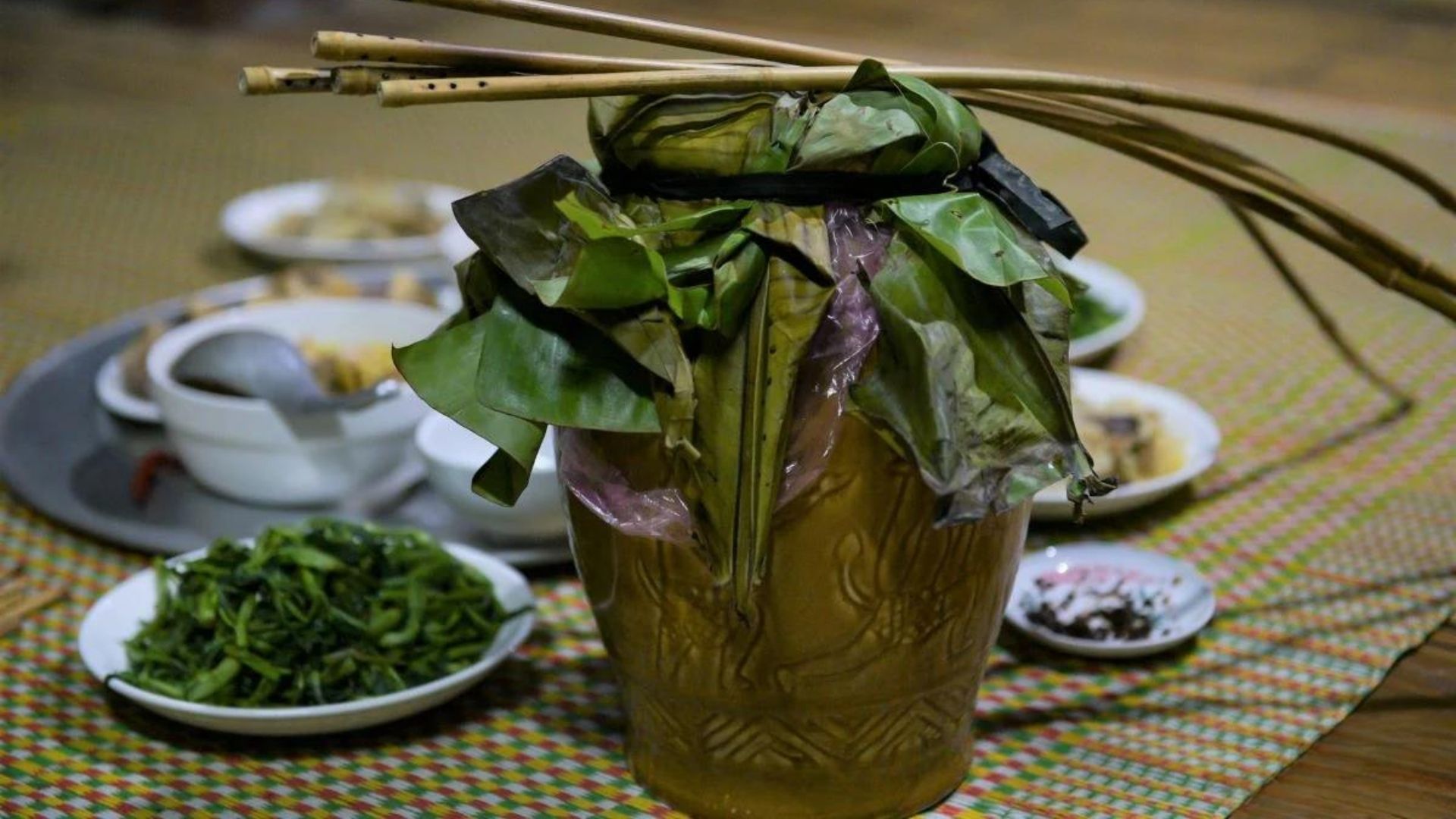 Traditional Ba Thuoc leaf-yeast rice wine with a warm, spicy kick and a sweet, smooth finish (Source: Thanh Hoa Newspaper)