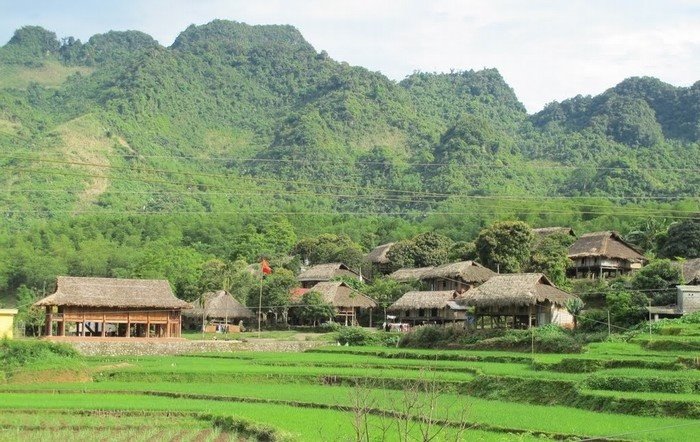 Một trong những “bảo tàng sống” hiếm hoi của văn hóa Mường Một trong những “bảo tàng sống” hiếm hoi của văn hóa Mường