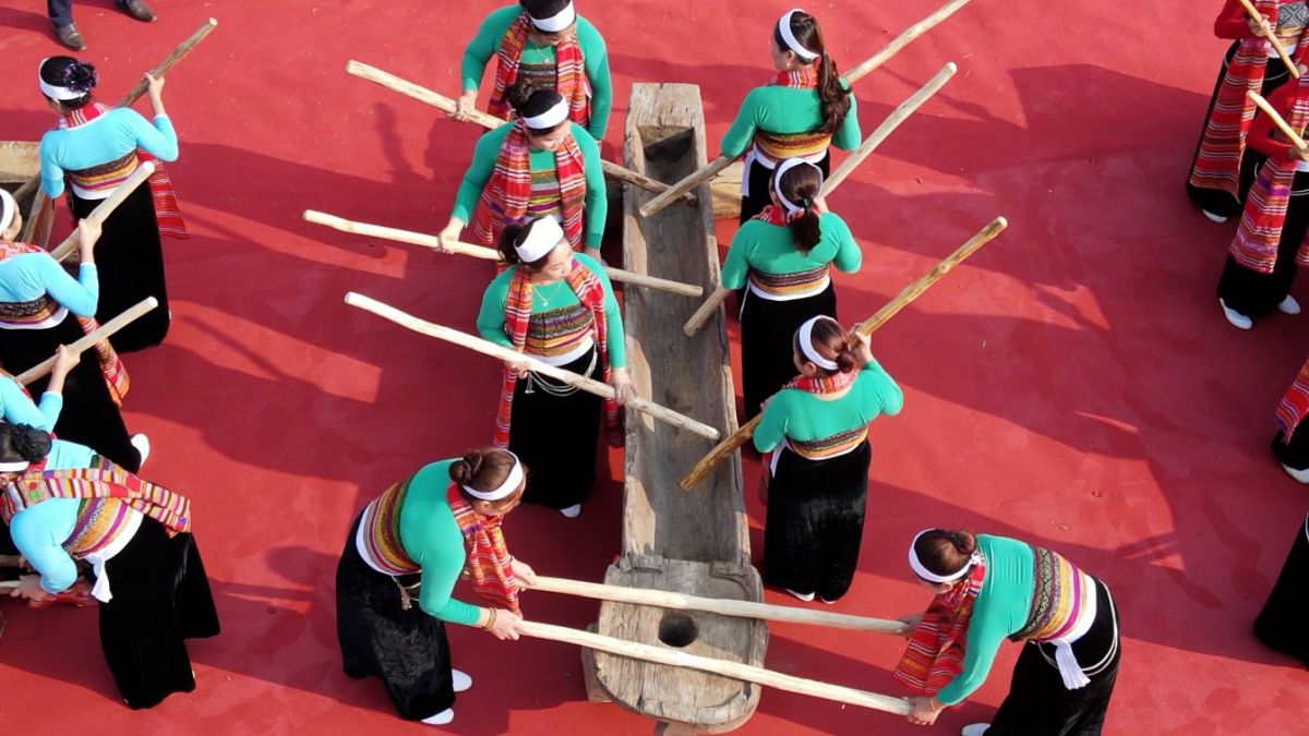 Keng Loóng là gì? Nguồn gốc và ý nghĩa văn hóa Keng Loóng là gì? Nguồn gốc và ý nghĩa văn hóa