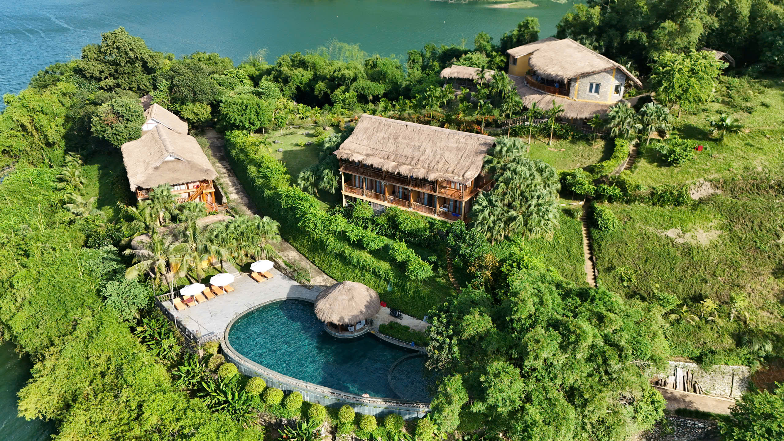 Mai Chau Hideaway Lake Resort - không gian nghỉ dưỡng ven hồ lý tưởng tích hợp nhiều hoạt động trải nghiệm văn hóa