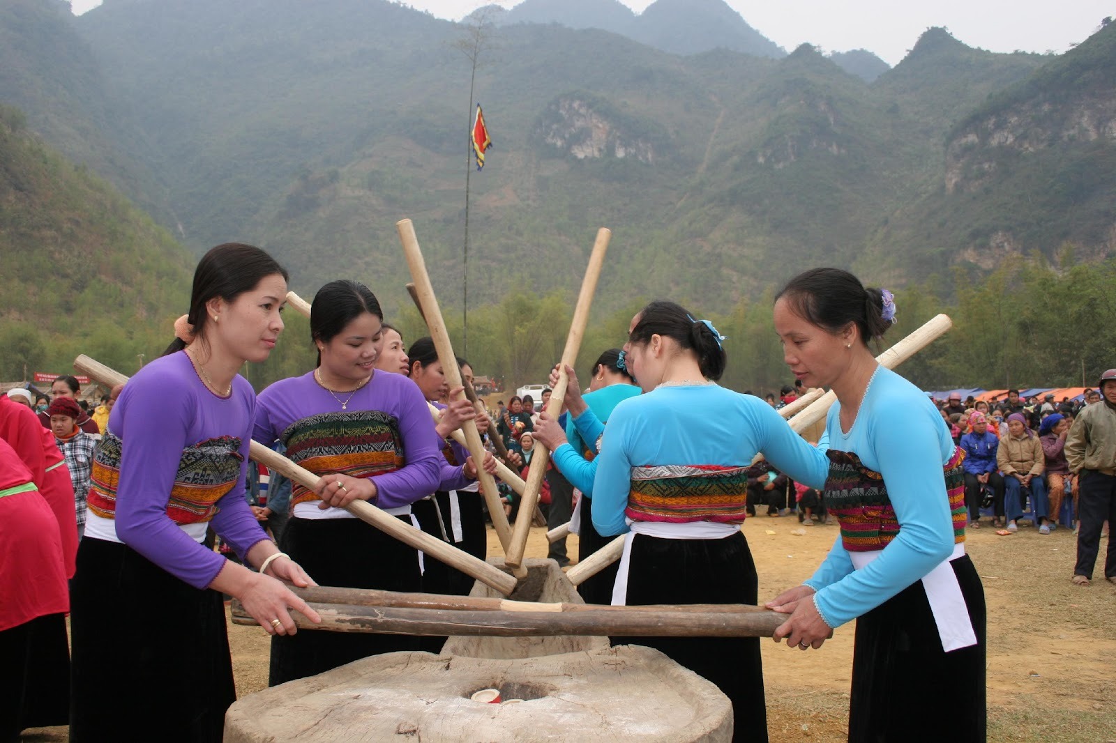 Văn hoá - Xã hội ở Mai Châu