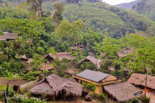 Xóm Sưng Đà Bắc ở đâu? 