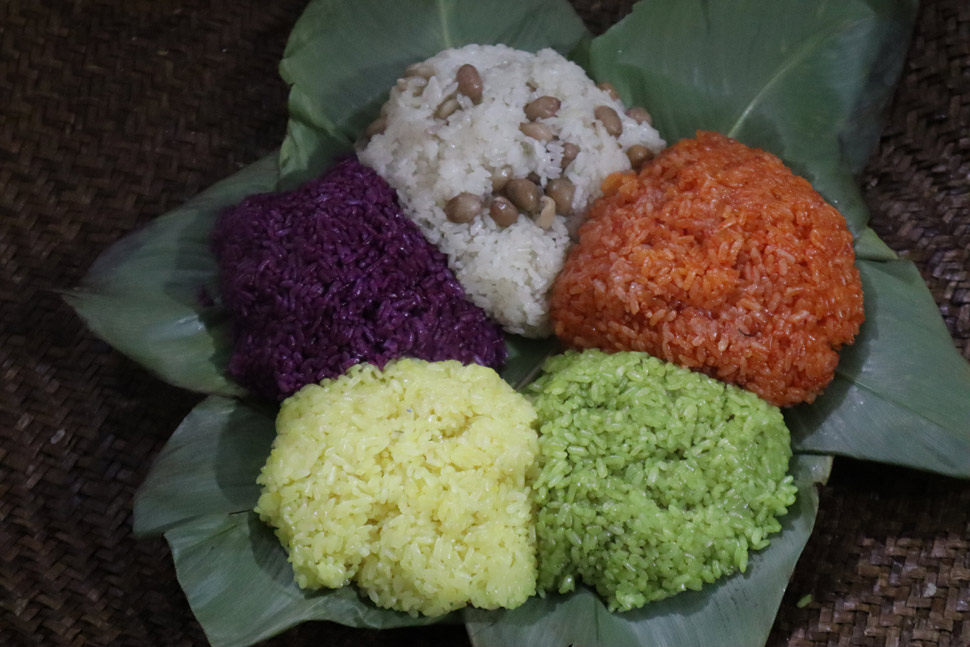 Xôi ngũ sắc ở Mai Châu có gì đáng khám phá? Xôi ngũ sắc ở Mai Châu có gì đáng khám phá?