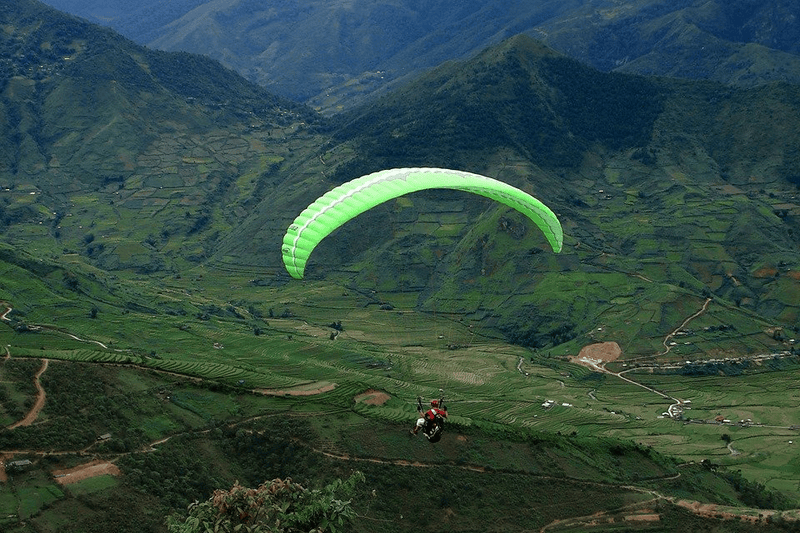 To fully enjoy a safe paragliding adventure Doi Bu, booking the service correctly and choosing a reputable operator is essential 