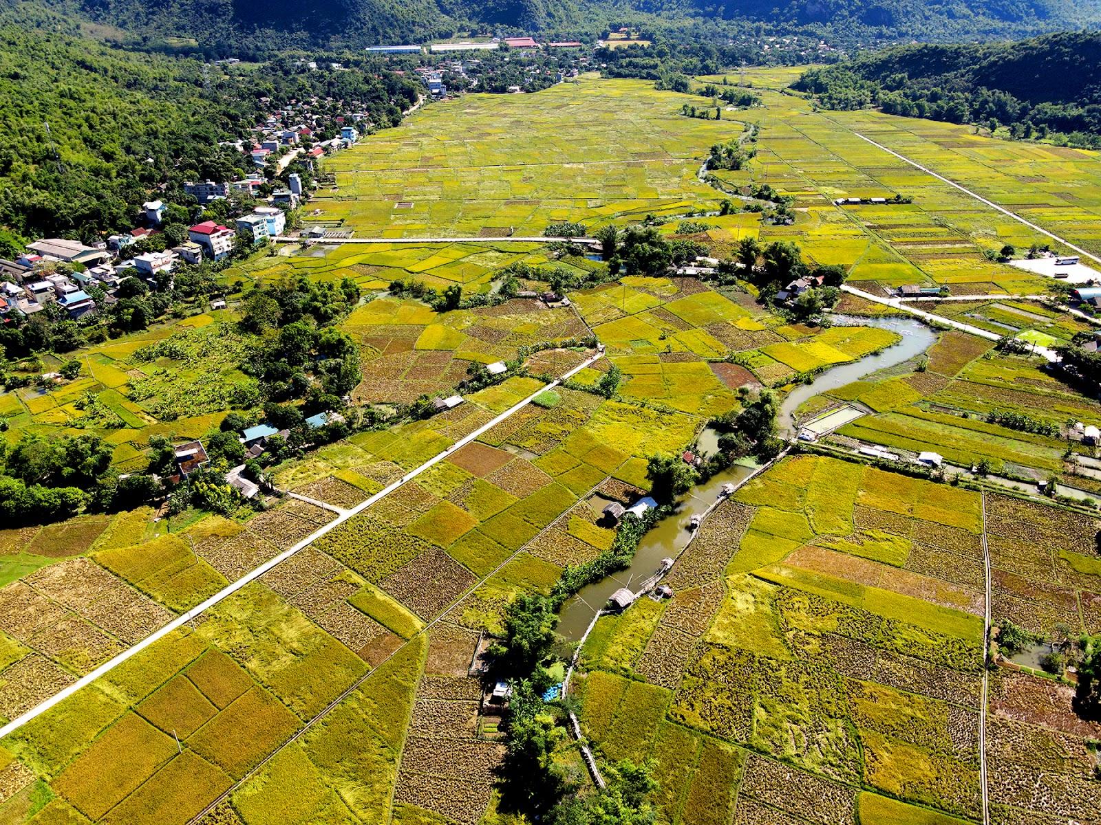 Khí hậu Mai Châu với đặc trưng chia làm hai mùa rõ rệt 