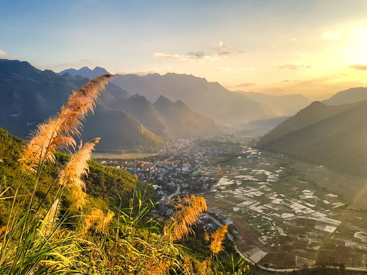 Chi phí trung bình khi đi du lịch Mai Châu Hòa Bình