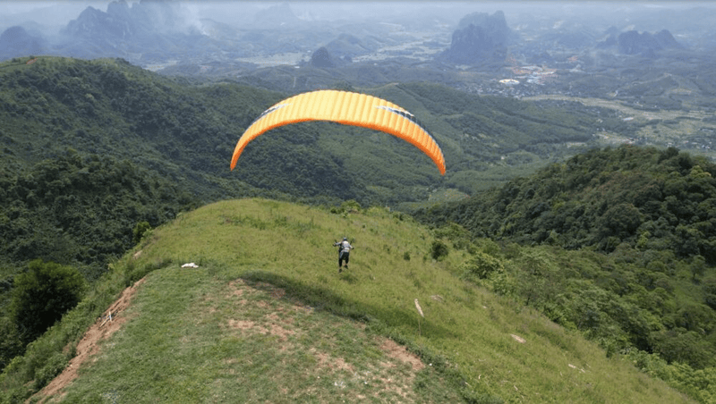 Cách đặt dịch vụ bay dù lượn (Nguồn: Dù Lượn)