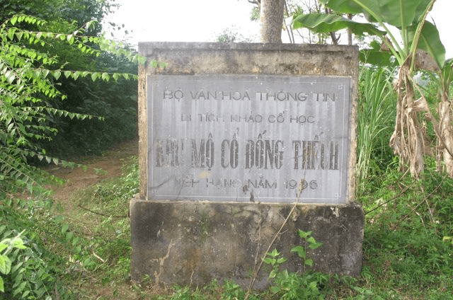 Giải đáp một số câu hỏi về khu mộ cổ Đống Thếch (FAQ) (Nguồn: ivivu)