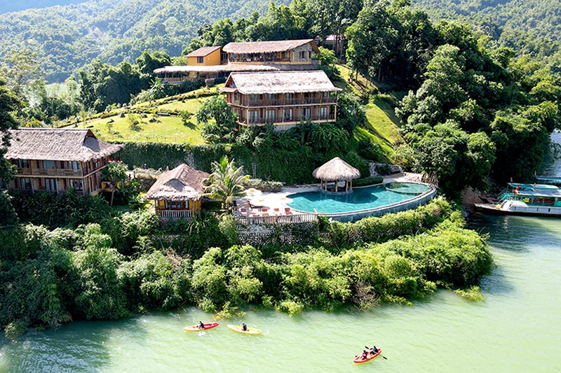 Mai Chau Hideaway Lake Resort 