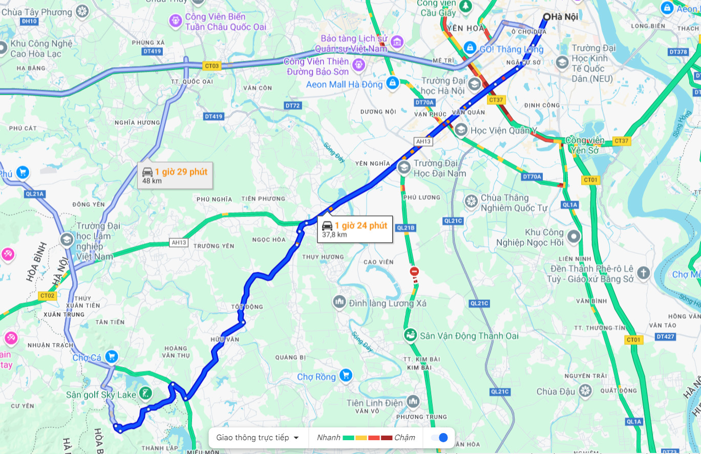 Động Cóc Đá Bạc cách Hà Nội khoảng 40km