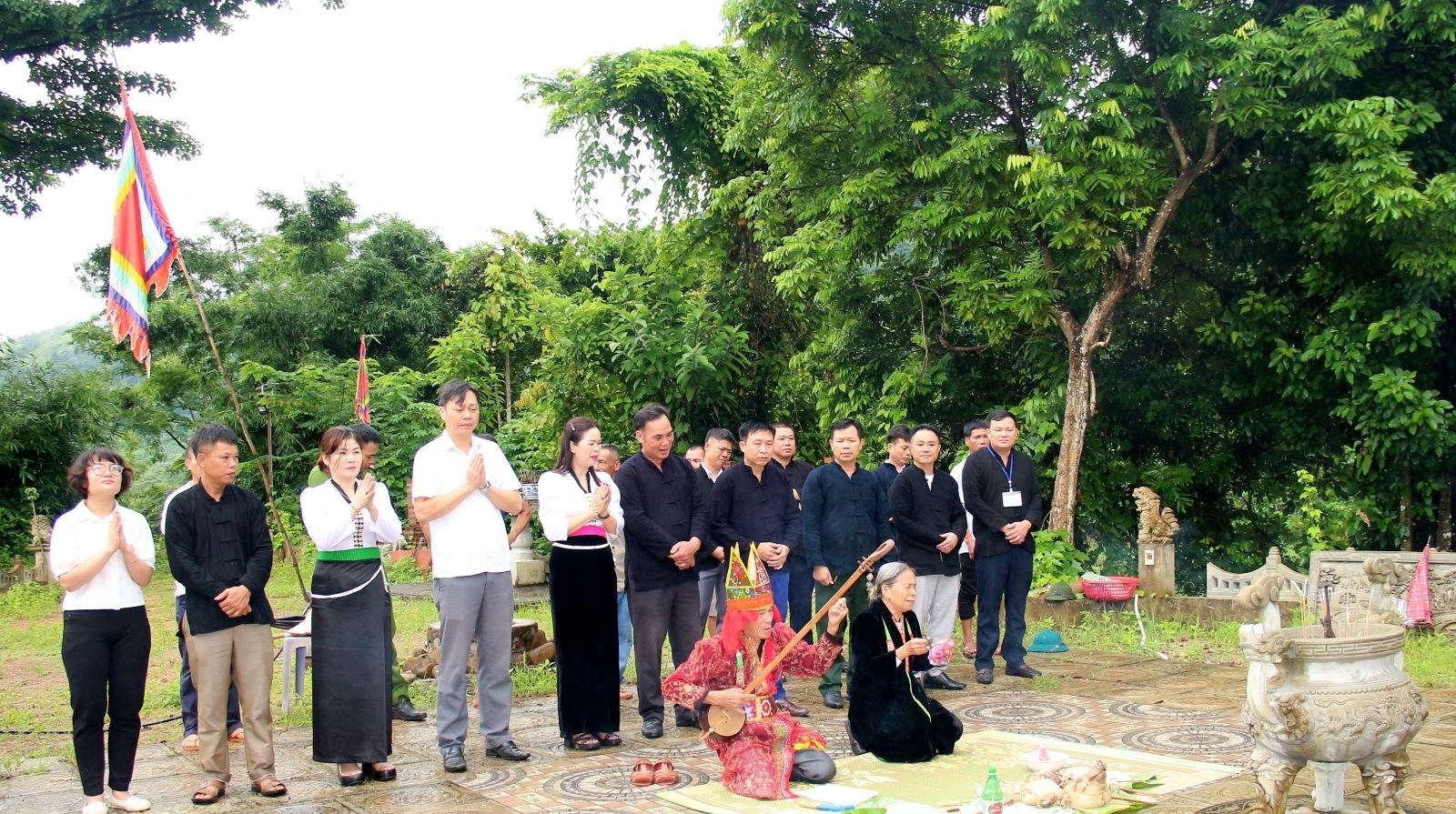 Ăn Tết Xíp Xí là một độc đáo trong phong tục người Thái trắng (Nguồn: Báo Sơn La) Ăn Tết Xíp Xí là một độc đáo trong phong tục người Thái trắng (Nguồn: Báo Sơn La)