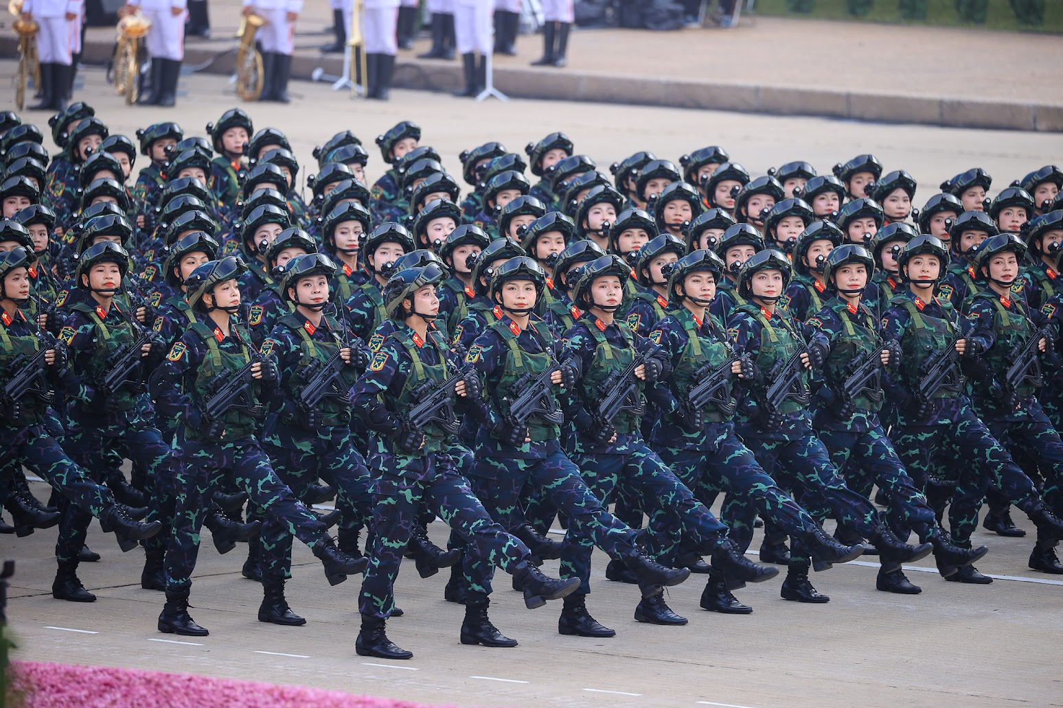 Khối nữ chiến sĩ Biệt động (nguồn: VGP/Nhật Bắc)