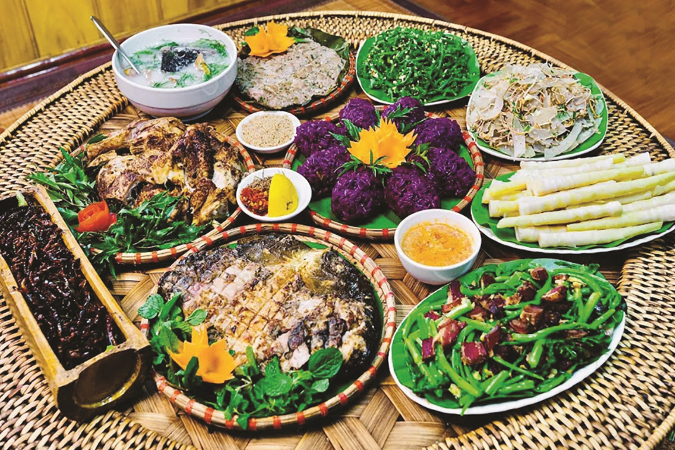 Ẩm thực Tây Bắc (nguồn: Viettravel)