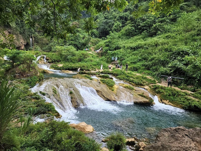 Suối nước nóng Chiềng Yên là nơi lý tưởng để thư giãn sau những ngày dài mệt mỏi