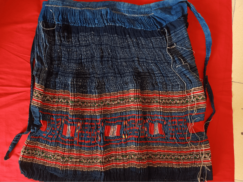 Tạp dề (Nguồn: Sở Văn hóa, Thể thao và Du lịch)