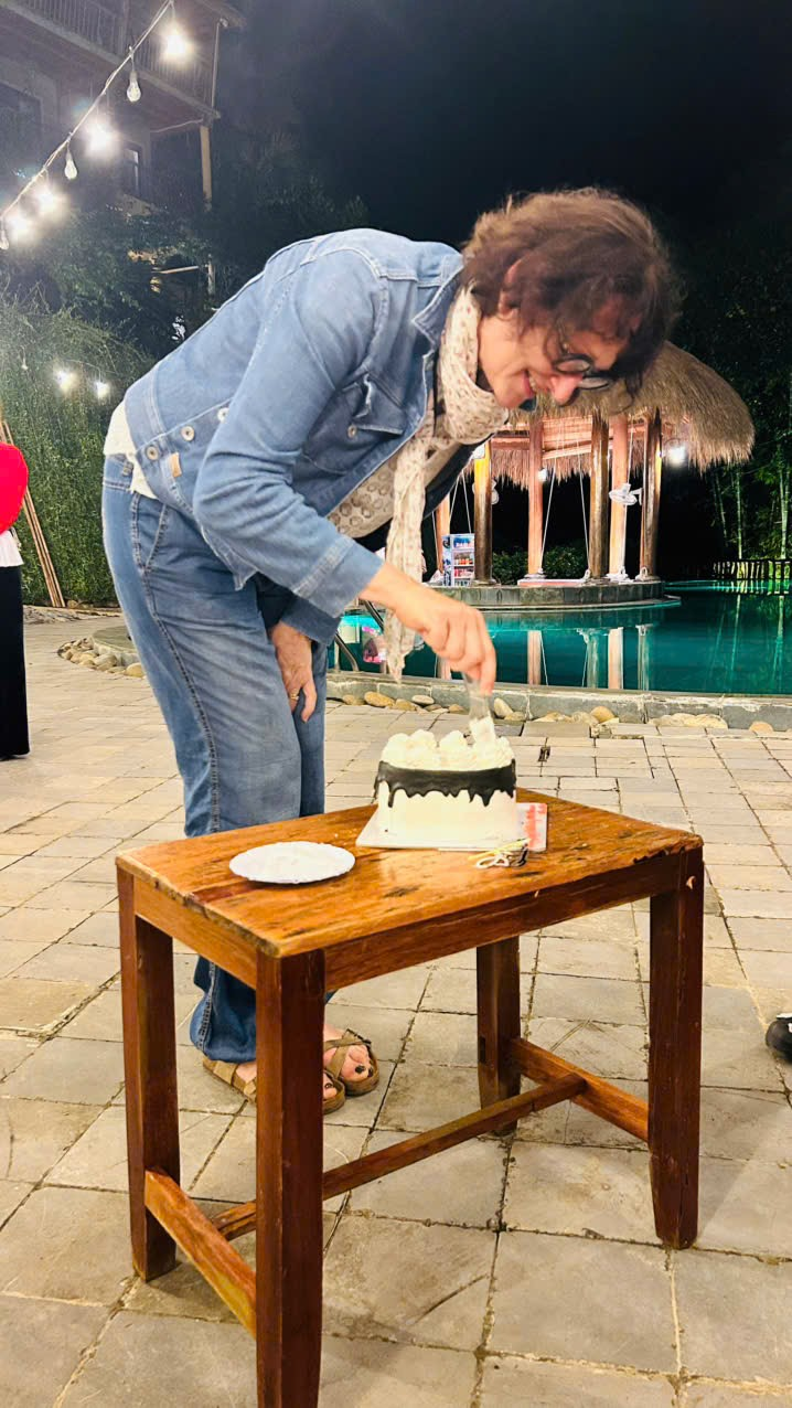 Chiếc bánh đơn giản nhưng lại mang đến niềm vui và cảm xúc ấm áp cho du khách