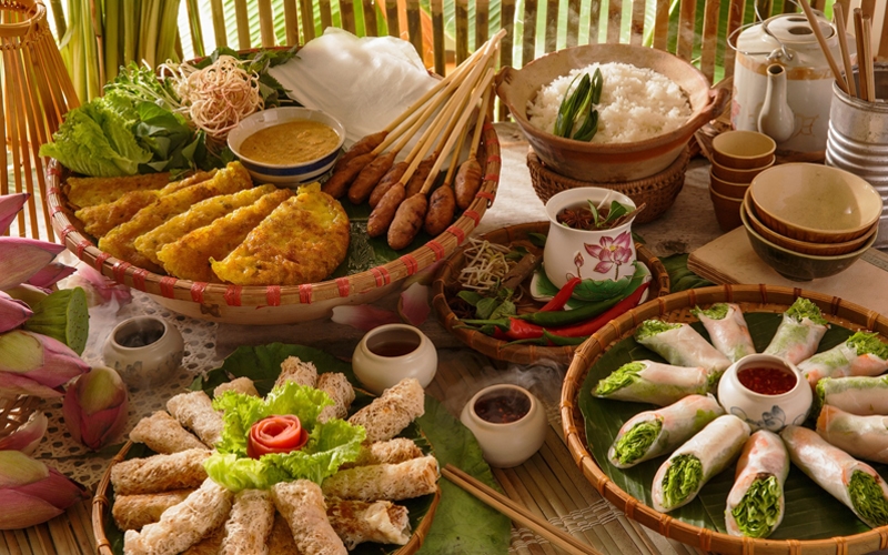 Ẩm thực miền Trung (Nguồn: baodantoc) Ẩm thực miền Trung (Nguồn: baodantoc)