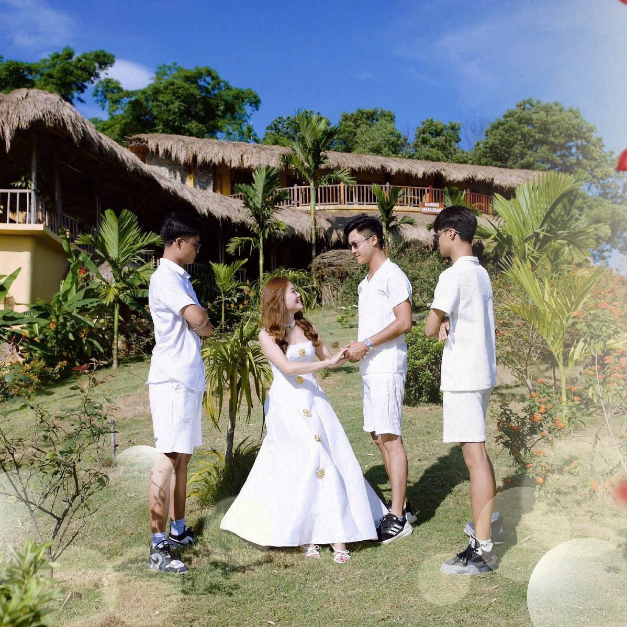 XUÂN SUM VẦY, TẾT YÊU THƯƠNG ƯU ĐÃI NGHỈ DƯỠNG THƯ THÁI BÊN HỒ TẠI MAI CHÂU 